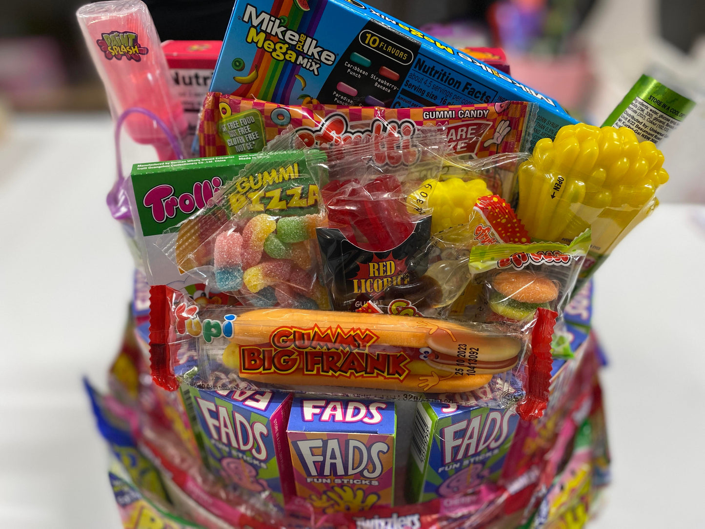 Small Deluxe Candy Cake